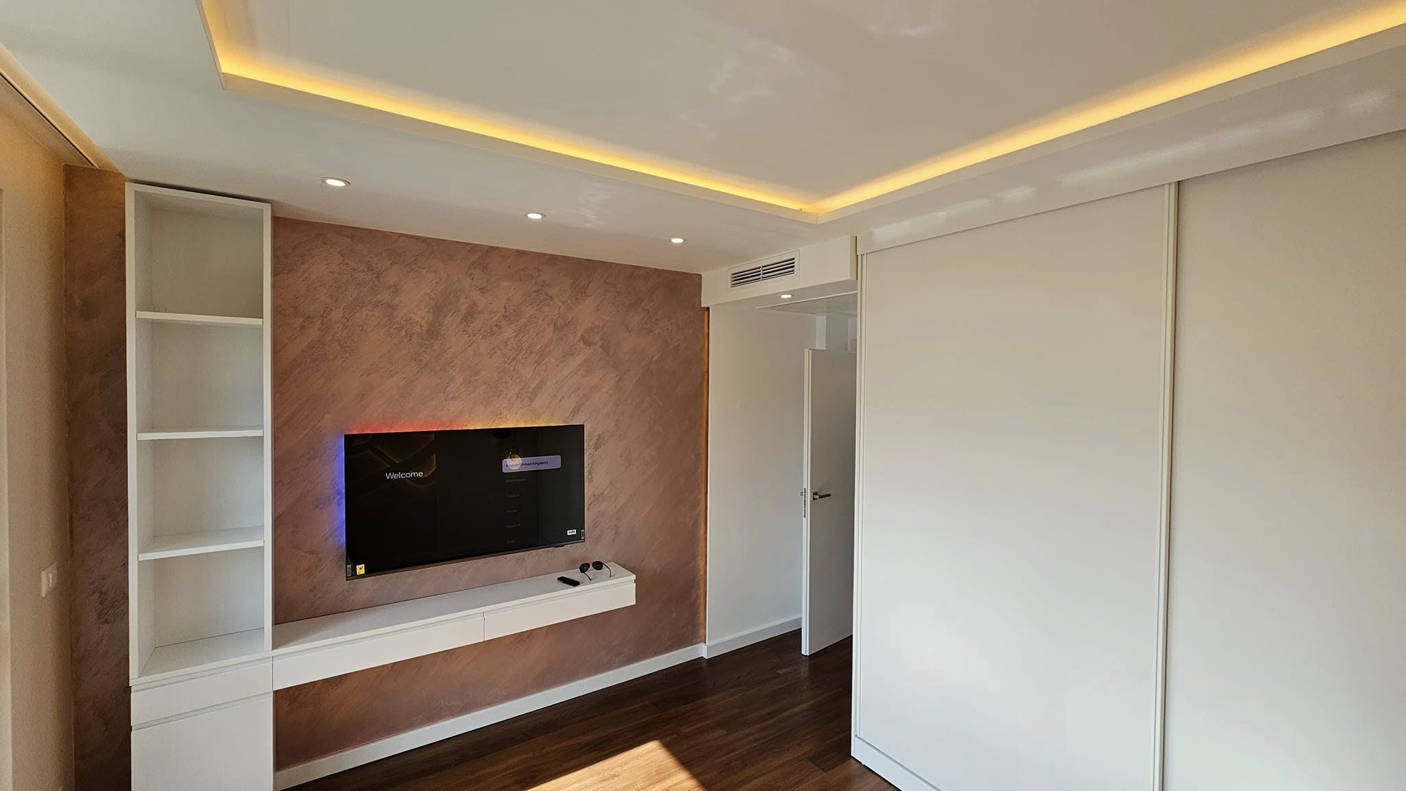 Дизайнерски апартамент - Снимка 1