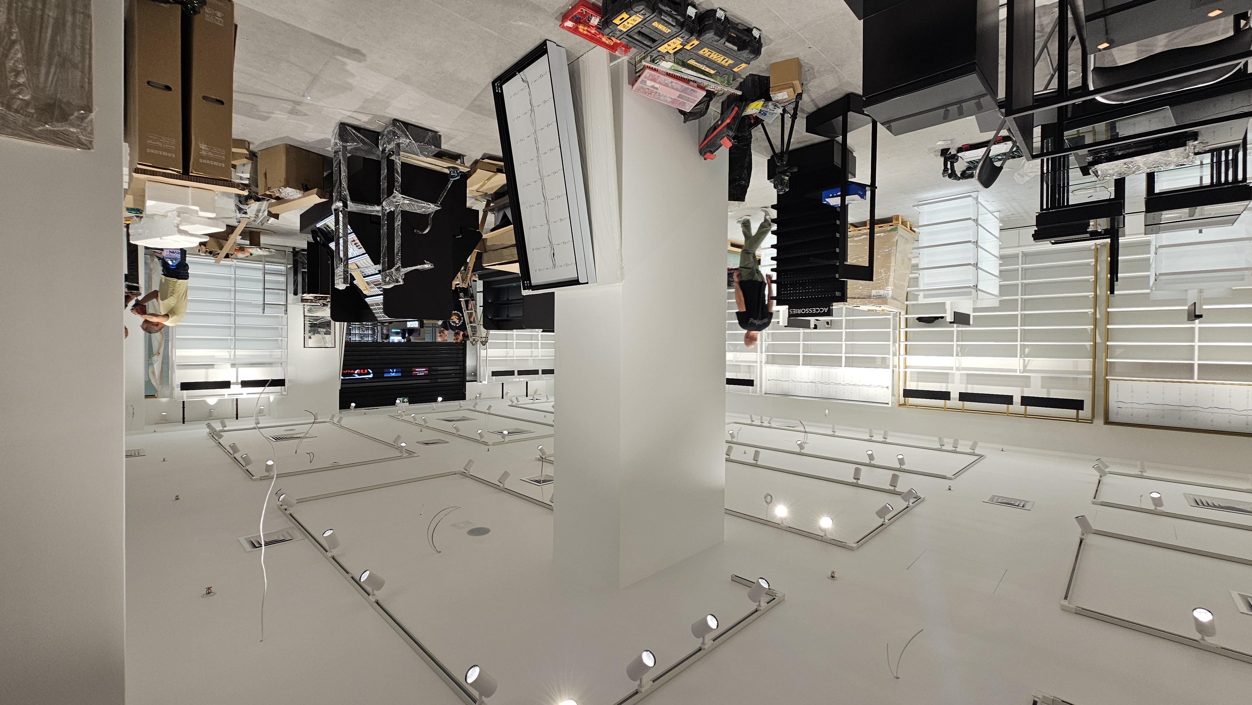 Douglas Стара Загора - Снимка 3