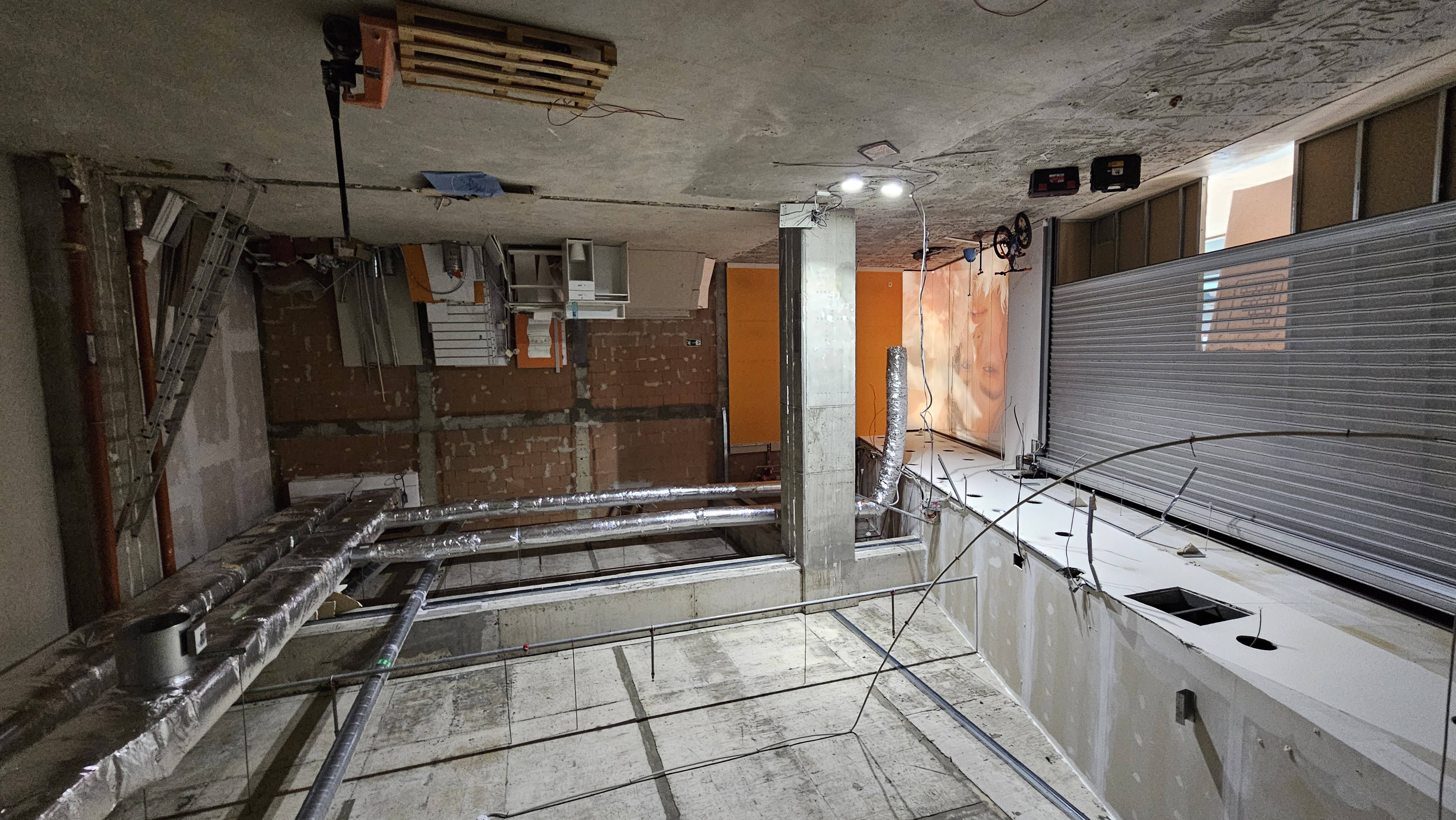 Douglas Стара Загора - Снимка 4