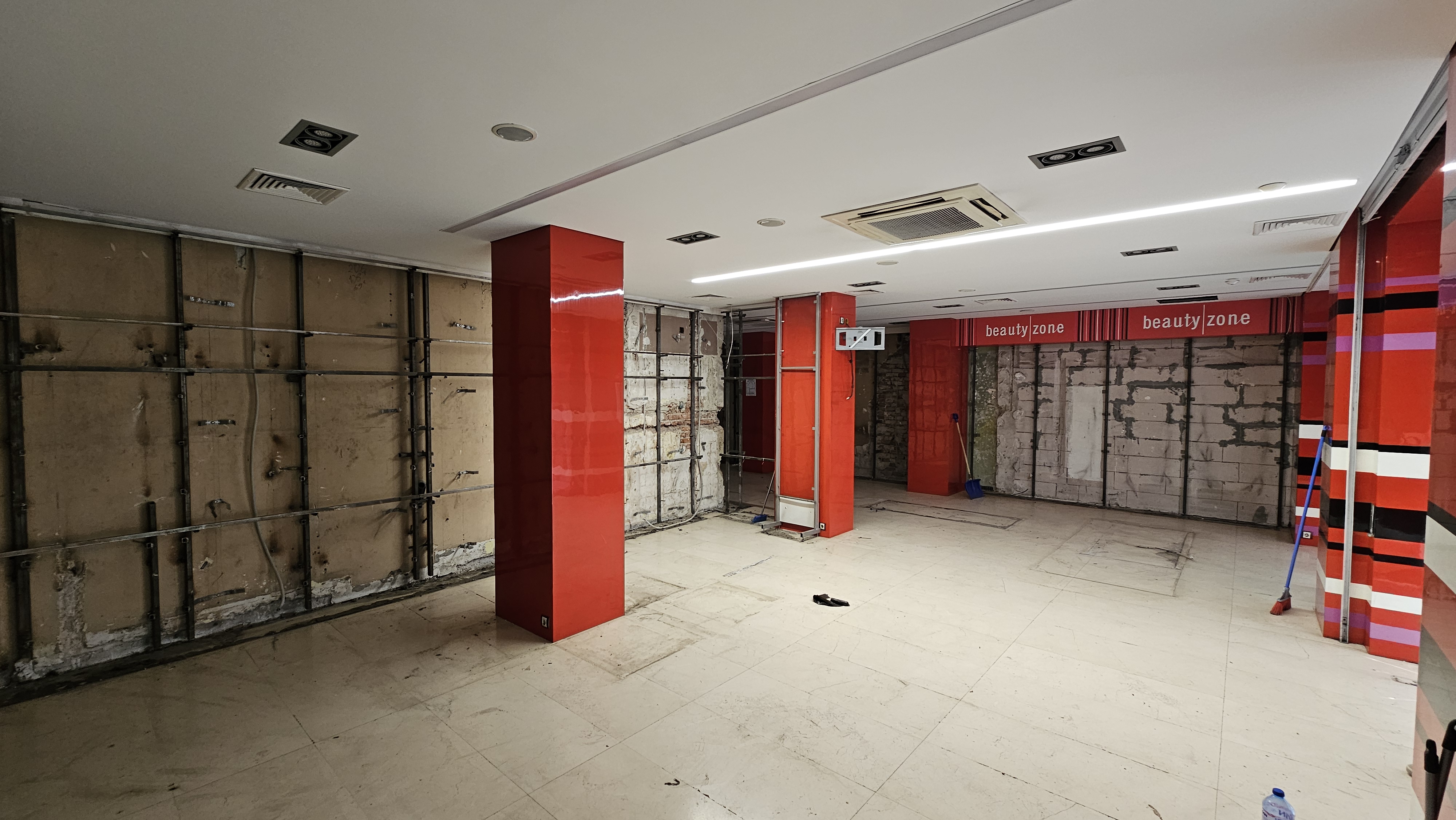 Douglas Витошка - Снимка 3